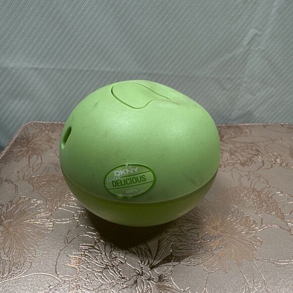 DKNY Sweet Delicious Tart Key Lime eau de parfum spray 1.7 oz / 50ml New No Box - Picture 1 of 10